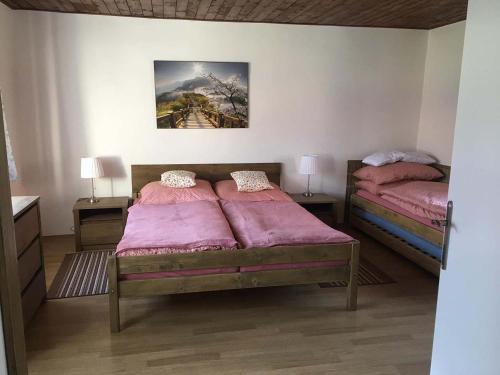 Postel nebo postele na pokoji v ubytování Chalupa Vojtěchov