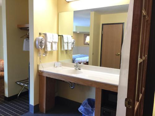 Quality Inn & Suites Harrington