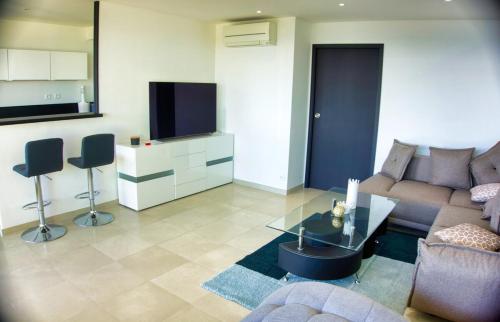 Ref MIDI - Palmes d'Or Properties
