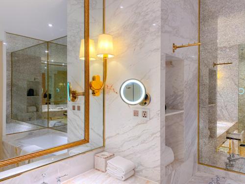 Koupelna v ubytování Continental Xin Hao Hotel and Resort 洲际新濠酒店