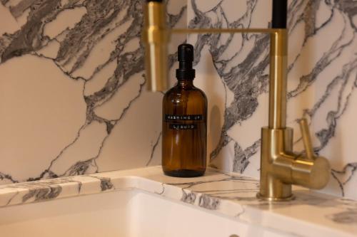 Boutique Apartment in Camden road photo 9