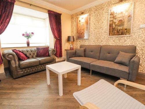 23 Wolsey Close – Photos 3