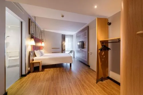 Ibis Berlin Hauptbahnhof photo 34