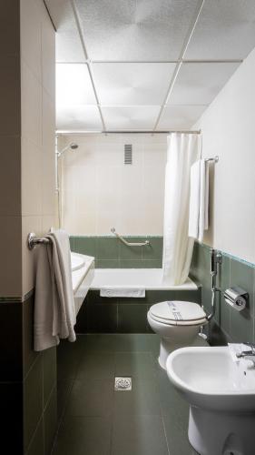 Koupelna v ubytování Hotel Zeus