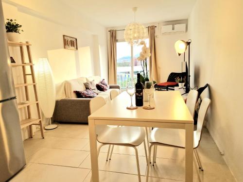 AA Guest - Piscis Mountain View Eco Apartment photo 15