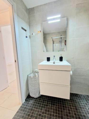 AA Guest - Piscis Mountain View Eco Apartment photo 27