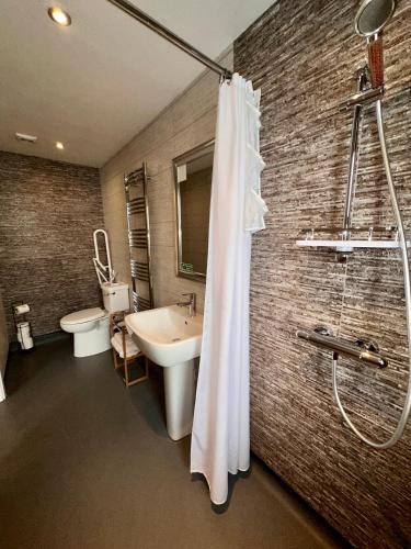 Koupelna v ubytování Spilman Hotel
