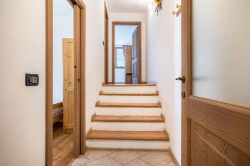 Fotografie z fotogalerie ubytování Agritur piazera con terrazzo v destinaci Ronzo Chienis
