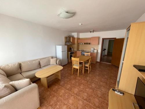 Dapur atau dapur kecil di Kavarna Paradise Apartments