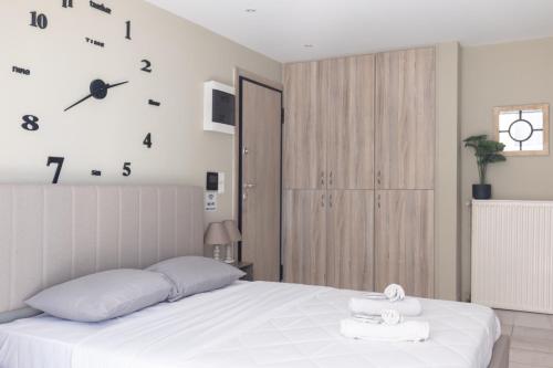 AIOLOS LUXURY agios dimitrios center apartment 4