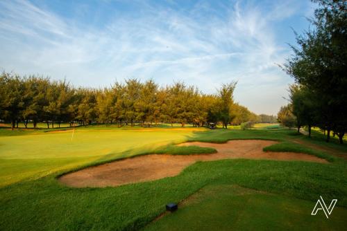Golf v hotelu nebo okolí