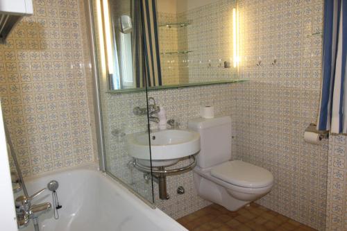 Residenza Lagrev 1 Zimmerwohnung Nr 128 - Typ 12B - 1 Etage - Ost 욕실