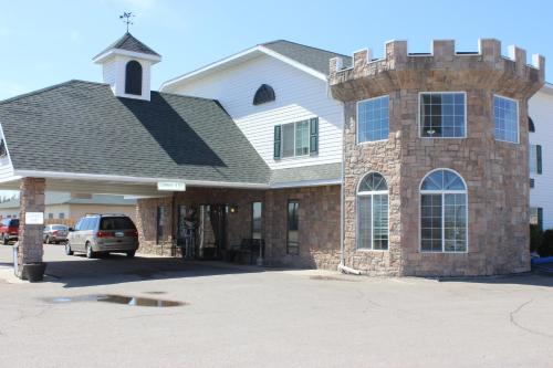 Foto da galeria de Knights Inn and Suites - Grand Forks em Grand Forks