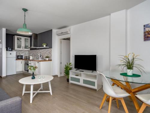 Apartment Duquesa de España by Interhome