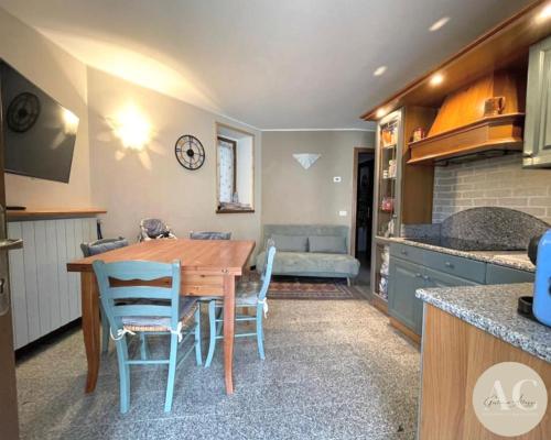 Tiffany Apartment