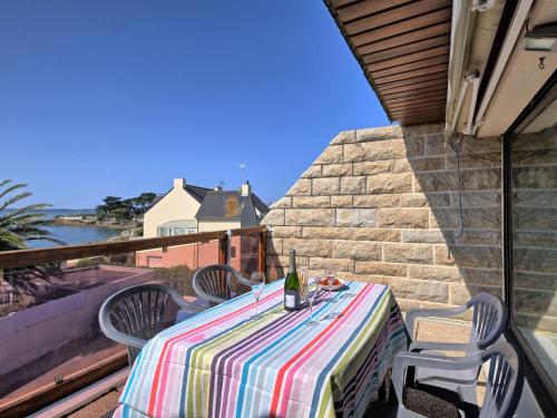 Apartment Belle Vue Mer et Groix by Interhome
