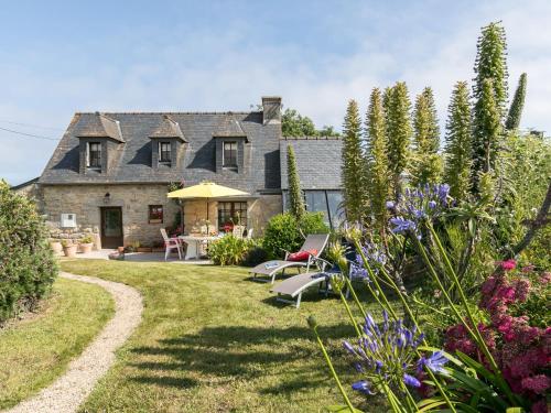 Holiday Home Ty Glaz by Interhome
