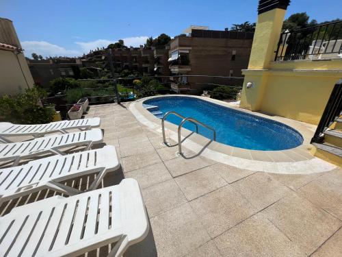 Apartaments Monjardí
