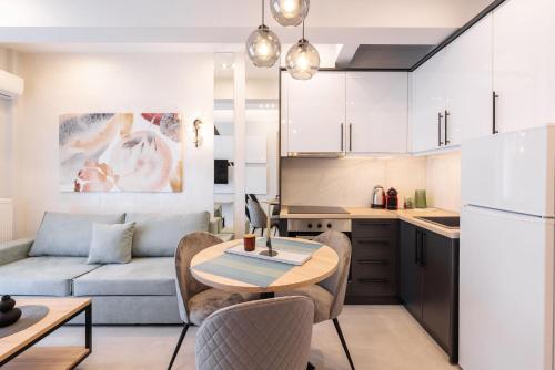 Jolie Apartments