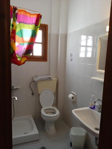 Kúpeľňa v ubytovaní Aphrodite's Room on Santorini