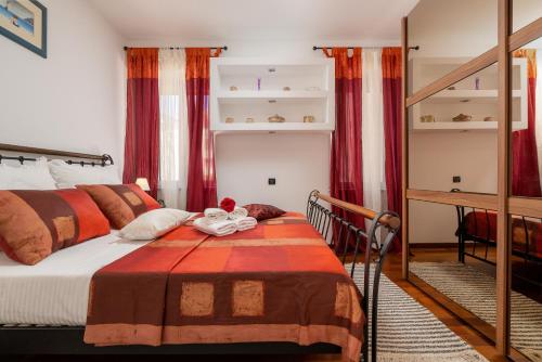 Camellia- Cozy apartment (Bacvice beach, center)