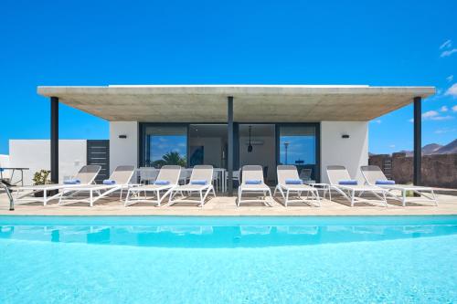 Blancazul Deluxe Villa Tajame 2