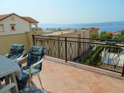 Apartmani Crikvenica 33104 - Krajinovic