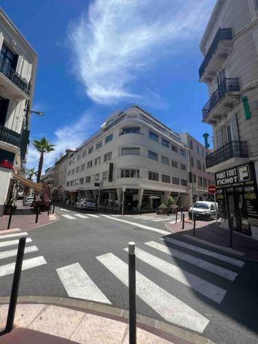 Superbe 2 pièces, tout équipé centre de Cannes.
