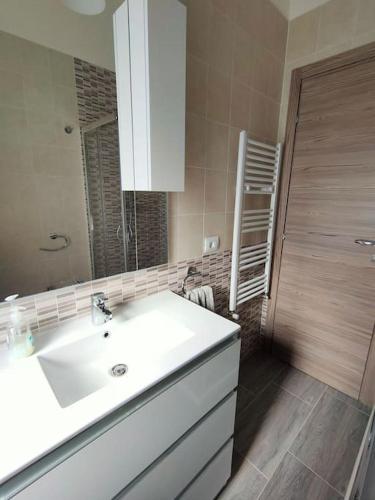 Ett badrum på Appartamento zona Novoli