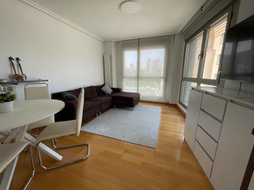 Ostende Beach View apartment tesisinde bir oturma alanı