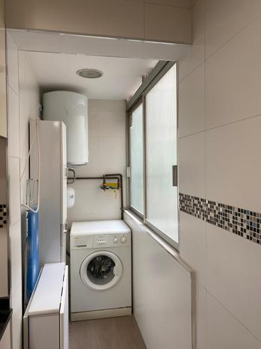 Amazing sea and Sagrada Familia views homey apartment