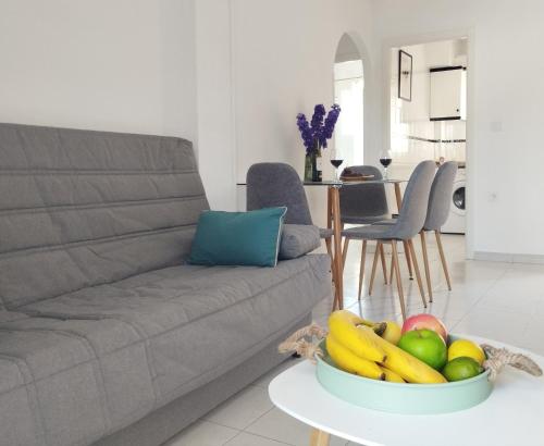 Torrevista three bedroom apartment, two swimming pools and garage