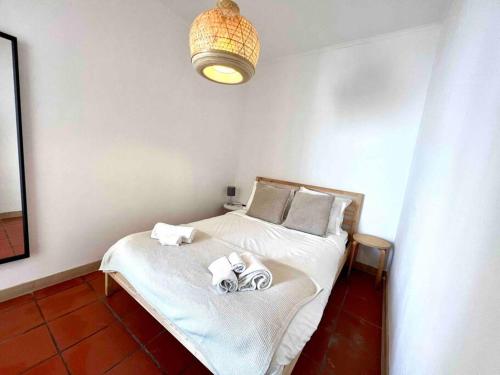 Estoril Studio Retreat - Walk to the Beach