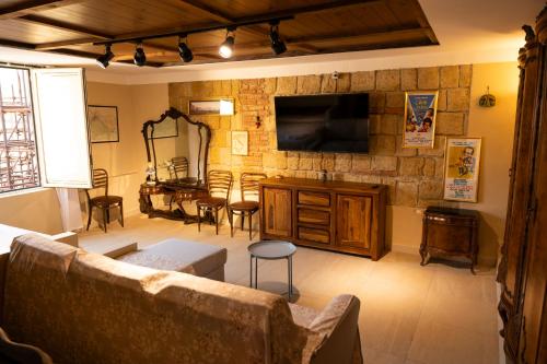 Colonna Home and Terrace – Photos 2