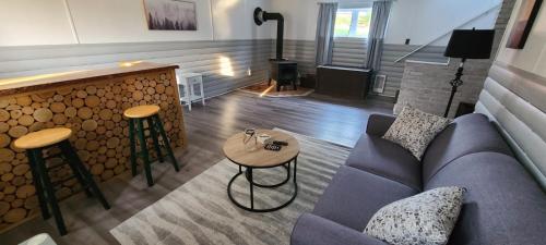 Lush's Lodge – Photos 3