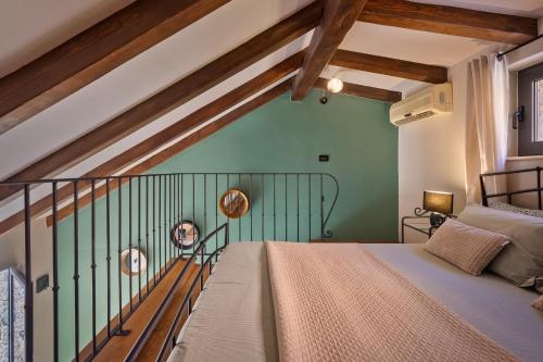 Grota Premium Apartment & Room