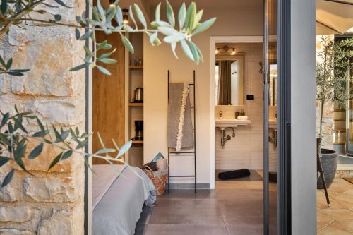 Grota Premium Apartment & Room