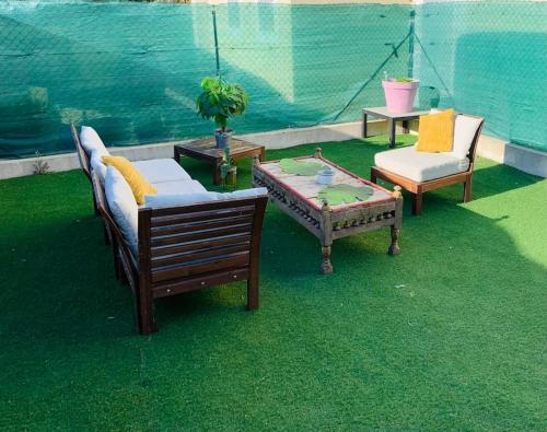 Photo de la galerie de l'établissement Jolie Appartement Rez de jardin, à Pégomas