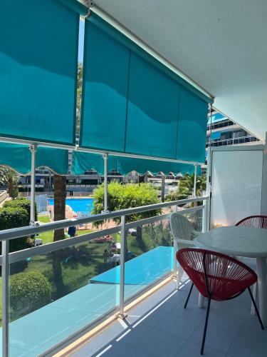 Apartamento con piscina en la playa de Gandia SOLO FAMILIAS ...