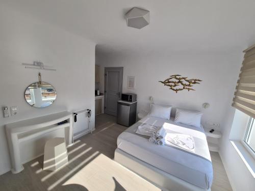Galería fotográfica de Ariadne's Crown Luxury Suites with Private Pool en Vívlos