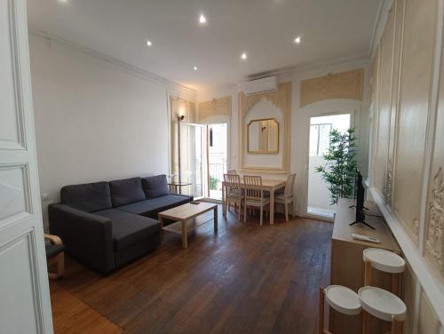 Appartements et studio rénovés en 2022, Intra Muros Avignon