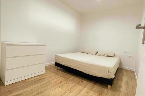 Ένα ή περισσότερα κρεβάτια σε δωμάτιο στο Cozy & Elegant Appartement Narbonne