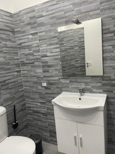Ένα μπάνιο στο Loft Home Sweet Home
