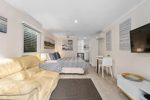 Wintergarden Beach Cabin picture