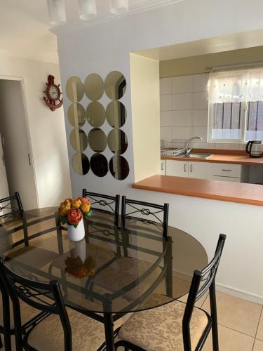 Kuchyň nebo kuchyňský kout v ubytování Casa de la Ribera Collipulli