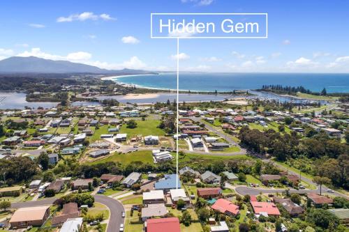 an aerial view of the suburb of hidden gem at Hidden Gem Bermagui fishing friendly pet friendly Bermagui in Bermagui