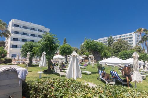 Zahrada ubytování Iliada Beach Hotel