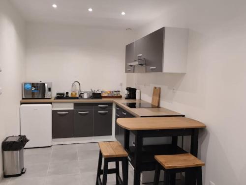 Afbeelding uit fotogalerij van Studio Crystal Vernon-Giverny in Vernon