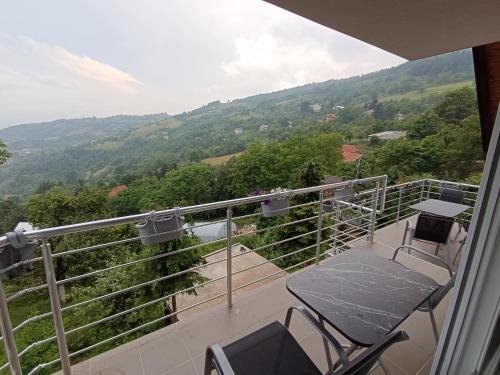 Afbeelding uit fotogalerij van Nahorevo apartment in Sarajevo