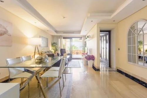 Apartamento lujo en primera línea de playa en Bahía de la Plata, Estepona photo 17